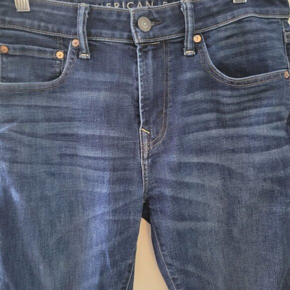 American Eagle Men's Athletic Fit Airflex Size 30 Medium Wash Blue Denim Jeans - Picture 2 of 11